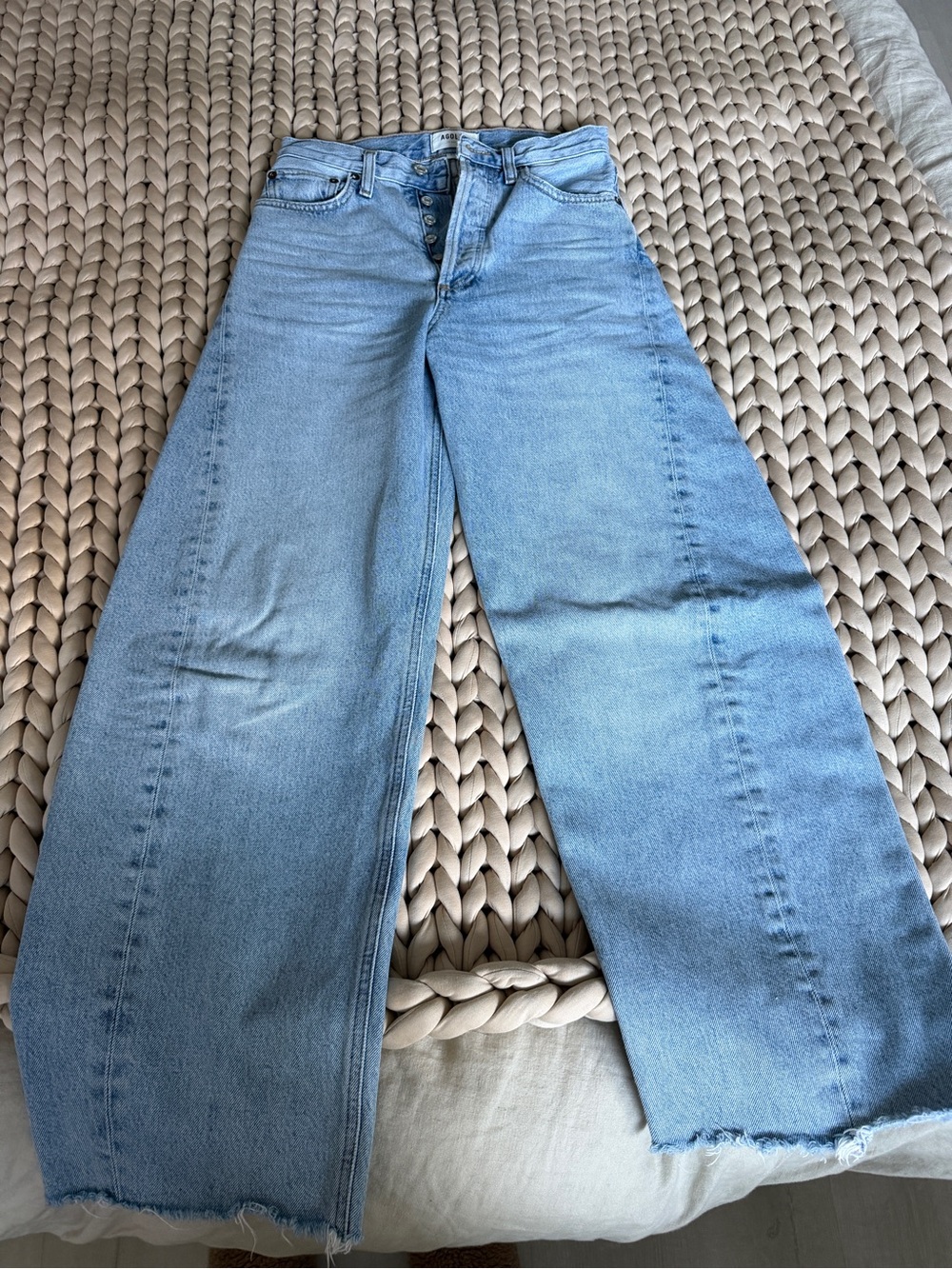 Agolde Light Blue Wide-Leg Button-Fly Jeans short ( i am 5’1)